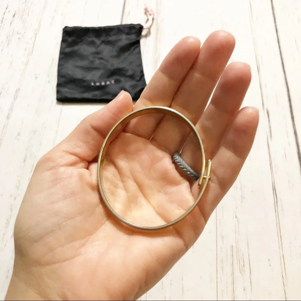 Madewell gold like fashion bracelet one size clasp closure - Picture 5 of 6